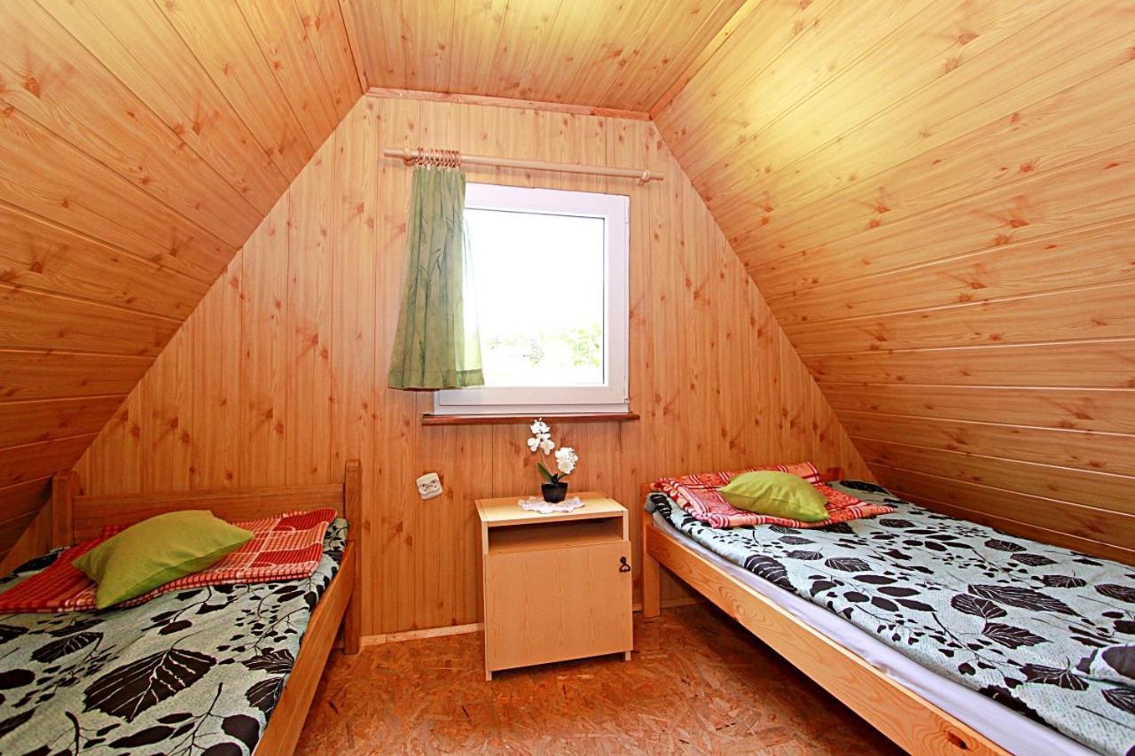 Domki Wczasowe Mazury - Ferienhaus Masuren - Do 12 Osob - Idealny Dla Grup Dluzek エクステリア 写真