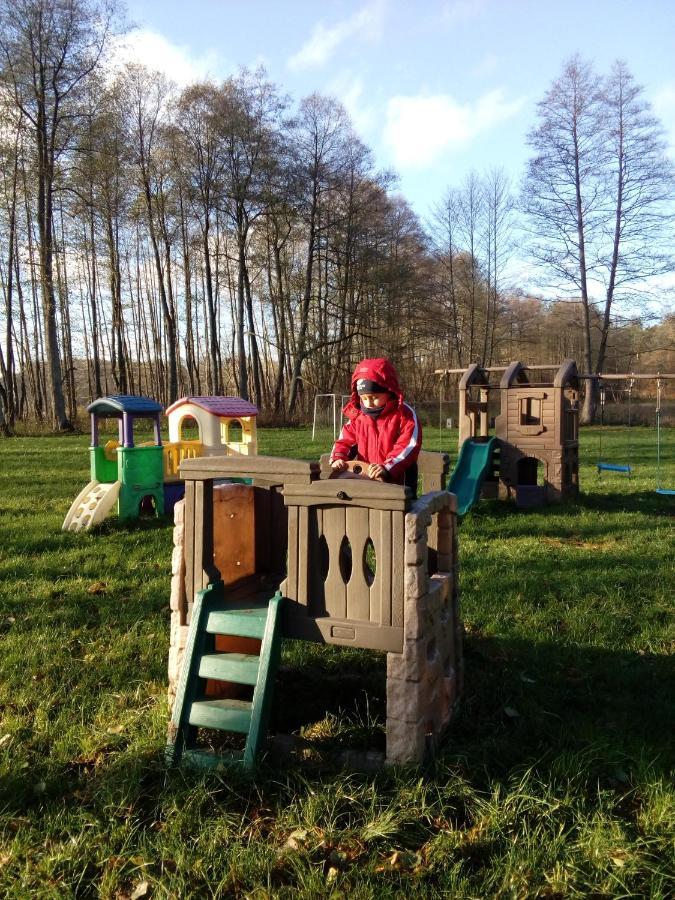 Domki Wczasowe Mazury - Ferienhaus Masuren - Do 12 Osob - Idealny Dla Grup Dluzek エクステリア 写真